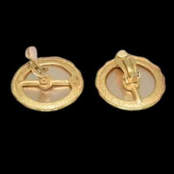 Vintage Richelleu Triple Strand Faux Pearl Necklace & Earring Set - Picture 8 of 8